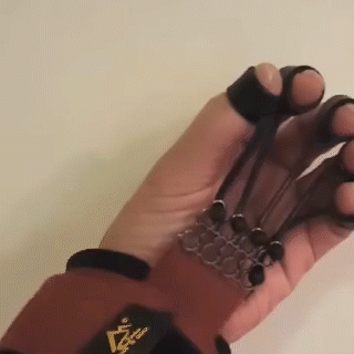 جهاز تمرين قوة القبض والاصابع للرجال والنساء قطعتين داخل العلبة اوزان مختلفة - Makfool