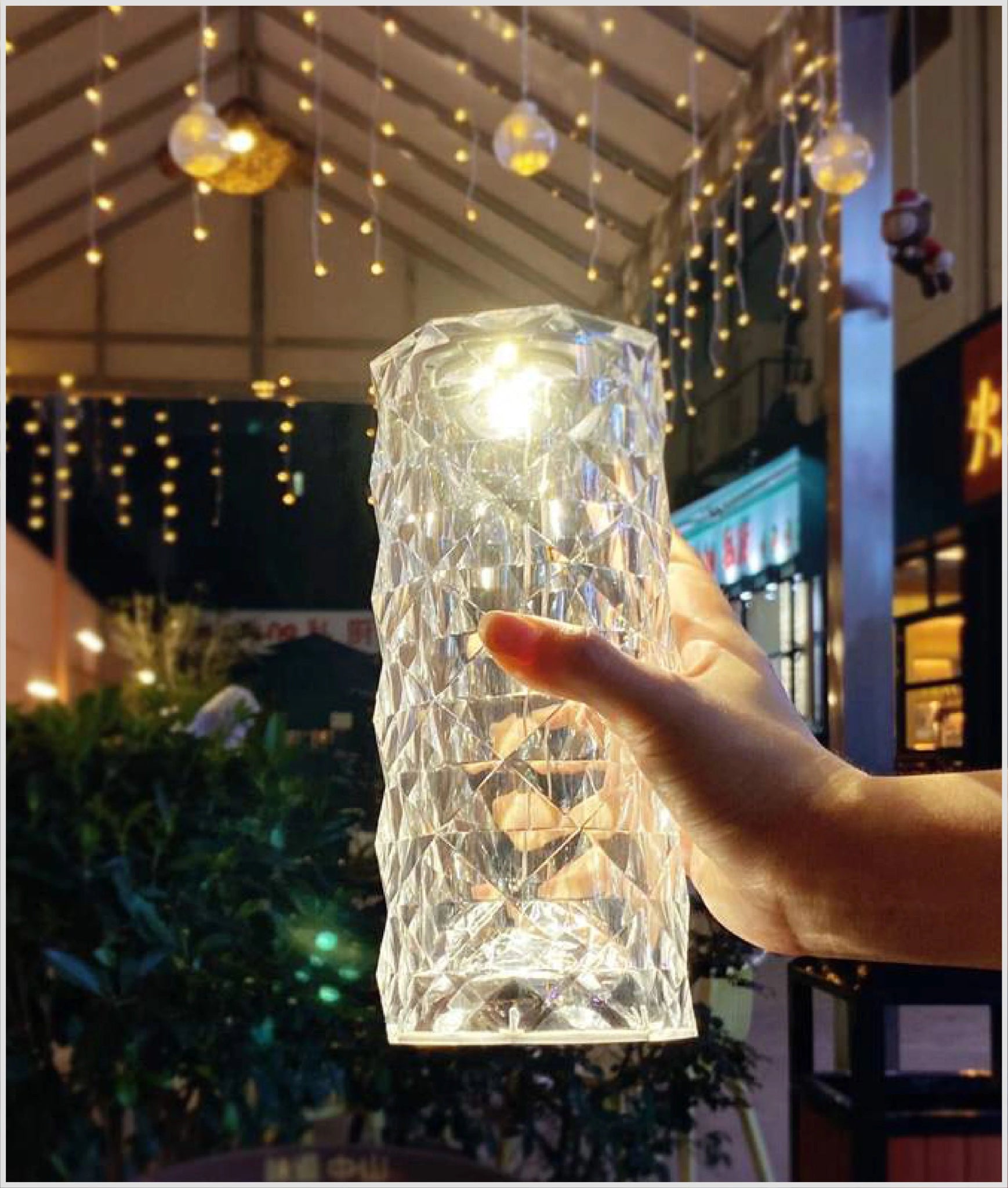 مصباح كريستالي بعدة الوان UAE - Makfool